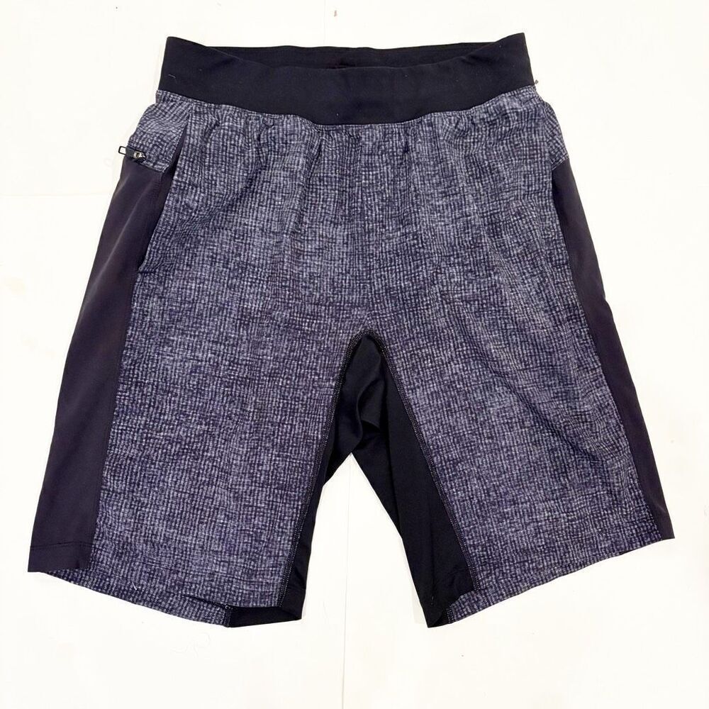 Lululemon Mens Linerless Short Black Size S Stretch
